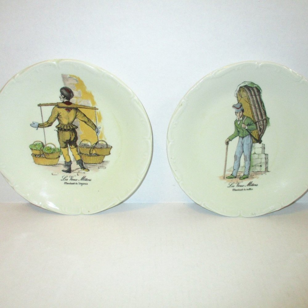*Vintage Plates 'Porcelaine de Paris' Decorative - Set of 2